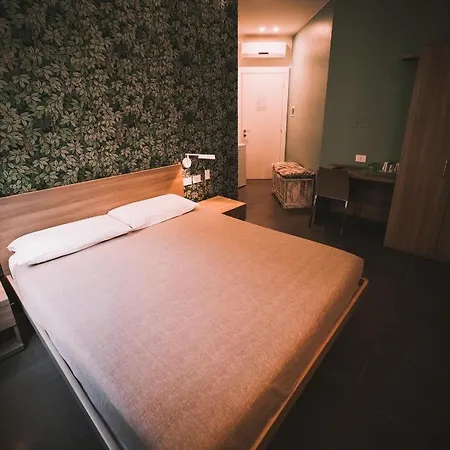 伯蒂科艾菲塔佳米尔il旅馆 招待所 斯培西亚